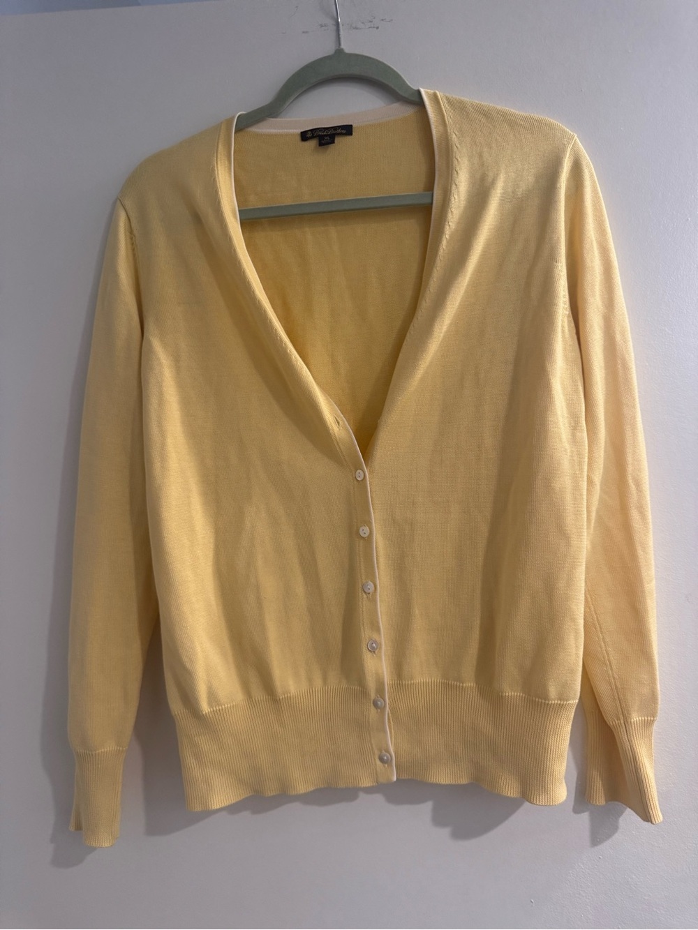 Brooks Brothers Silk & Cotton Pale Yellow V-Neck Button Cardigan size XL